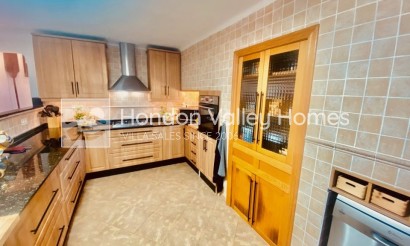 Resale - 5. Finca / Country Property - La Romana