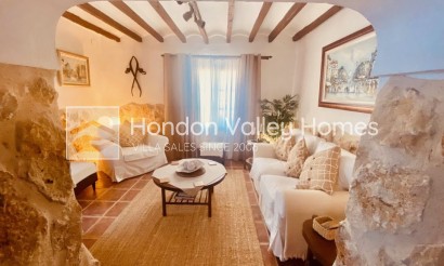 Resale - 5. Finca / Country Property - La Romana