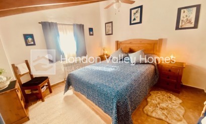 Resale - 5. Finca / Country Property - La Romana