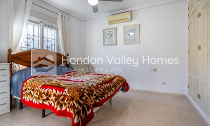 Wiederverkauf - Detached Villa - Bigastro - Villas Andrea