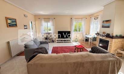 Resale - Villa - Hondón de los Fráiles