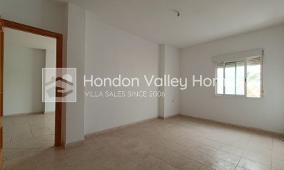 Resale - Town house - La Murada