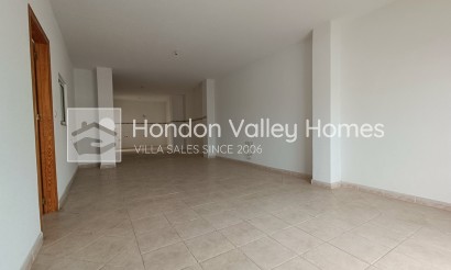 Resale - Town house - La Murada