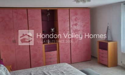 Resale - Villa - Hondón de los Fráiles