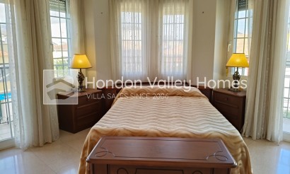 Resale - Casa - La Romana