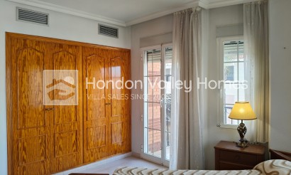 Resale - Casa - La Romana