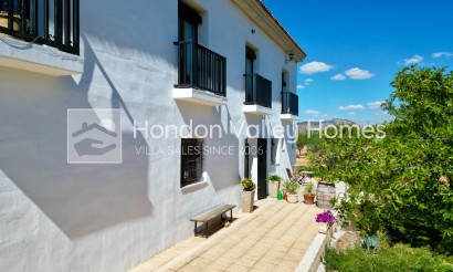 Resale - Villa - Hondon De Las Nieves
