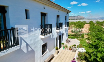 Resale - Villa - Hondon De Las Nieves