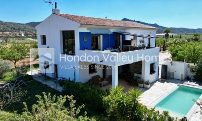Resale - Villa - Hondon De Las Nieves