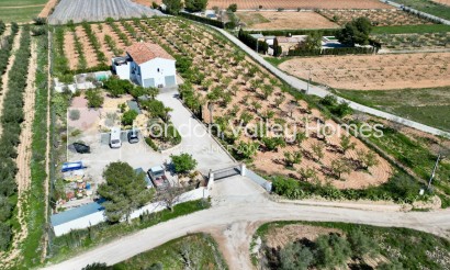 Resale - Villa - Hondon De Las Nieves