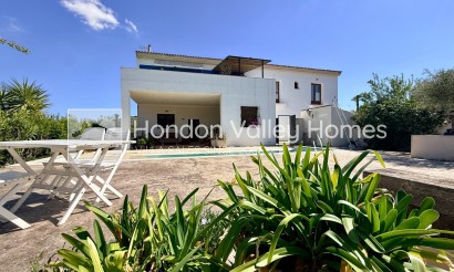 Resale - Villa - Hondon De Las Nieves