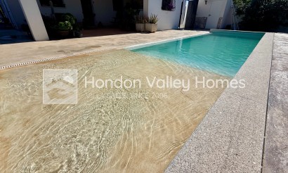 Resale - Villa - Hondon De Las Nieves