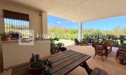 Resale - Villa - Hondon De Las Nieves