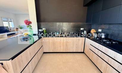 Resale - Villa - Hondon De Las Nieves