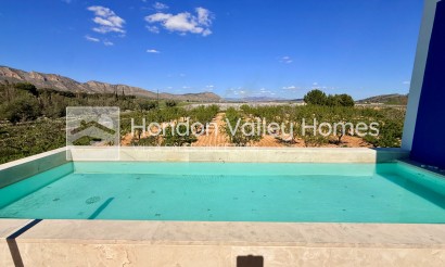 Resale - Villa - Hondon De Las Nieves