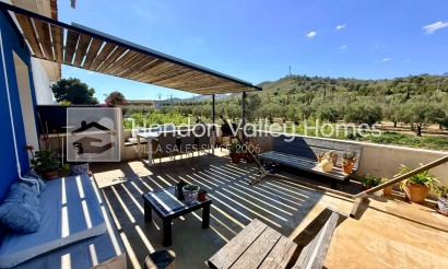 Resale - Villa - Hondon De Las Nieves