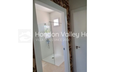 Resale - Villa - Hondon De Las Nieves