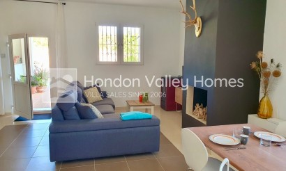 Resale - Villa - Hondon De Las Nieves
