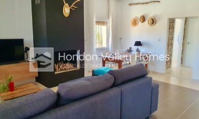 Resale - Villa - Hondon De Las Nieves