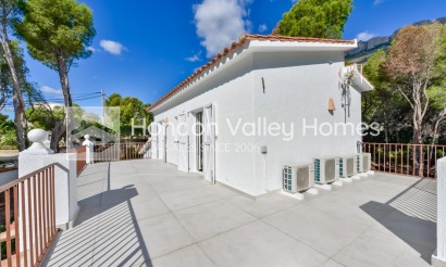 Wiederverkauf - Villa - Altea