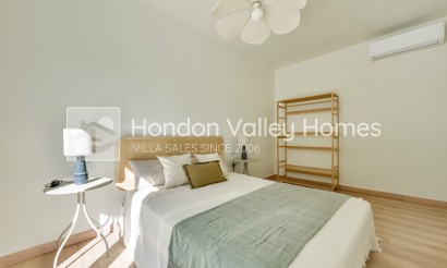 Wiederverkauf - Villa - Altea