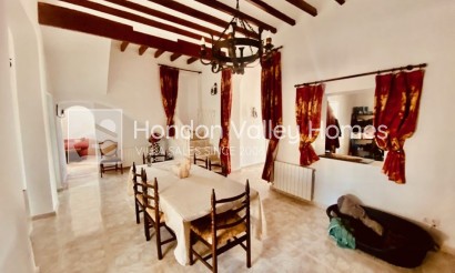 Rynek wtórny - Manor house - El Canton