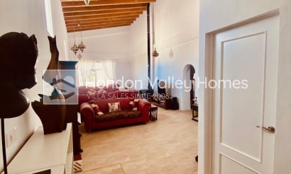 Rynek wtórny - Manor house - El Canton