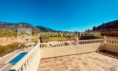 Rynek wtórny - Manor house - El Canton