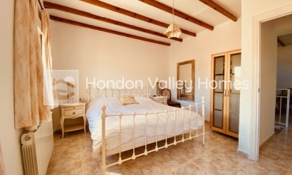 Rynek wtórny - Manor house - El Canton