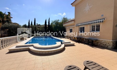 Herverkoop - Villa - Hondón de las Nieves