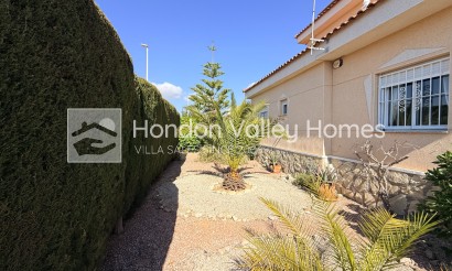 Herverkoop - Villa - Hondón de las Nieves