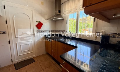 Herverkoop - Villa - Hondón de las Nieves