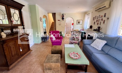 Herverkoop - Villa - Hondón de las Nieves