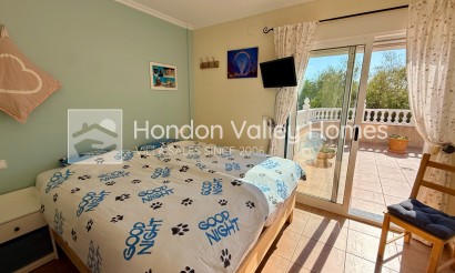 Herverkoop - Villa - Hondón de las Nieves