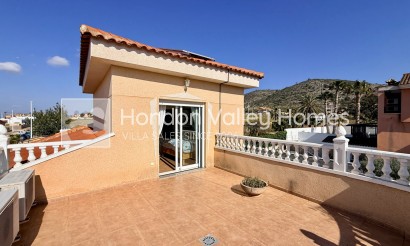 Herverkoop - Villa - Hondón de las Nieves