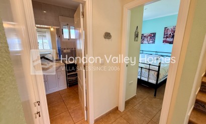 Herverkoop - Villa - Hondón de las Nieves