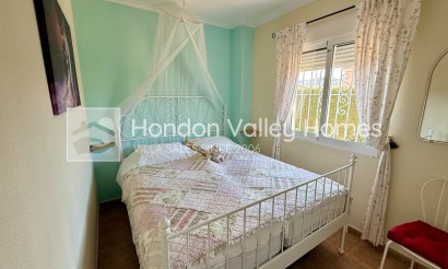 Herverkoop - Villa - Hondón de las Nieves