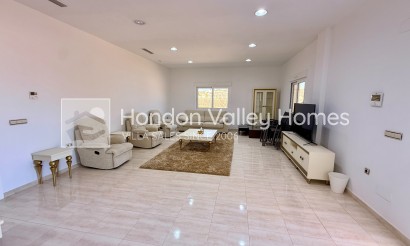 Wiederverkauf - 5. Finca / Country Property - Pinoso