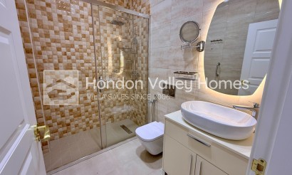 Wiederverkauf - 5. Finca / Country Property - Pinoso