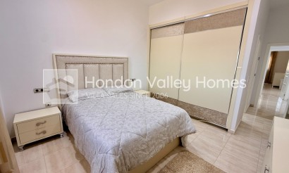 Wiederverkauf - 5. Finca / Country Property - Pinoso