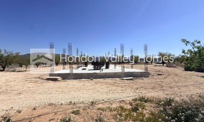 Neubau / In Entwicklung - Villa - Pinoso