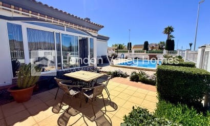 Resale - 4. House - Detached Villa - Hondón de las Nieves