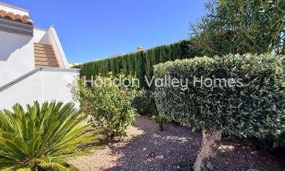 Resale - 4. House - Detached Villa - Hondón de las Nieves