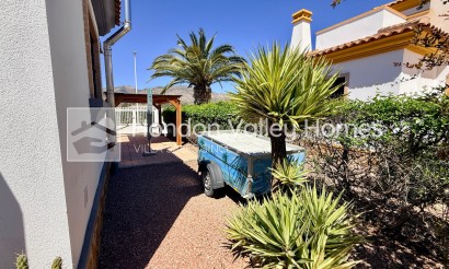 Resale - 4. House - Detached Villa - Hondón de las Nieves