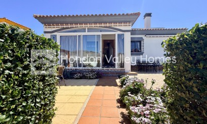 Resale - 4. House - Detached Villa - Hondón de las Nieves