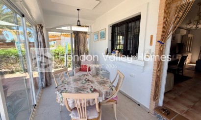 Resale - 4. House - Detached Villa - Hondón de las Nieves