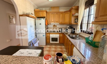 Resale - 4. House - Detached Villa - Hondón de las Nieves