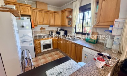 Resale - 4. House - Detached Villa - Hondón de las Nieves