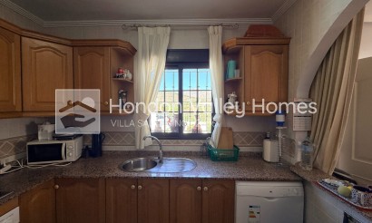 Resale - 4. House - Detached Villa - Hondón de las Nieves