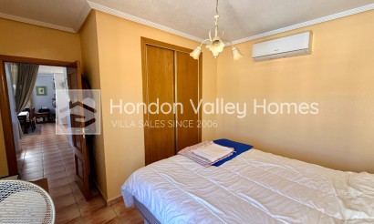 Resale - 4. House - Detached Villa - Hondón de las Nieves